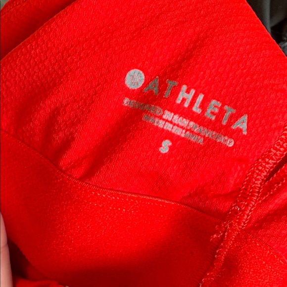 Athleta Powervita crop halter top in red. - Picture 4 of 4